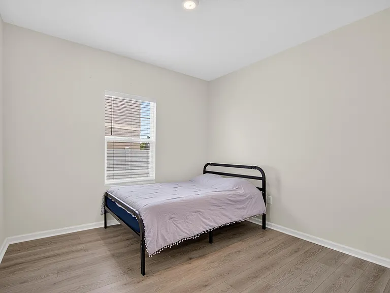 1044 Kelly Fern Loop — Photo 7