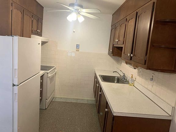 2nd image of 666A Plymouth Dr #1001
