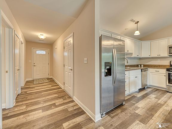 4th image of 5102 Volterra Dr