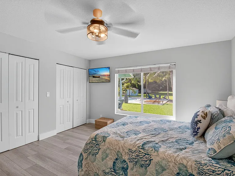 6701 Hillside Ln — Photo 50