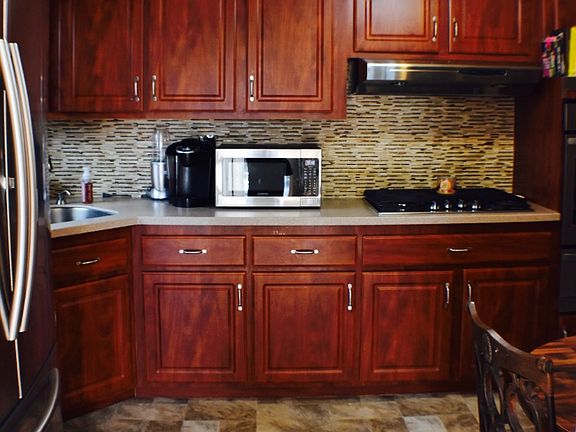 5th image of 41 Park Hill Cir