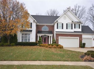 368 Harbor Ct, Avon Lake, OH 44012