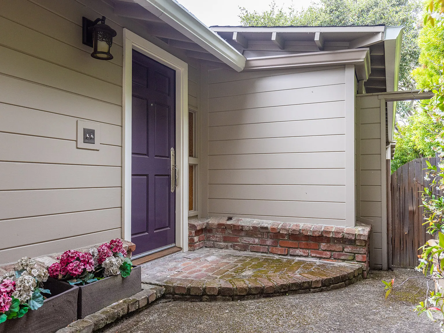 3 bed, $8,500 — Photo 3
