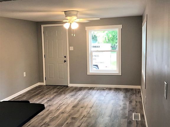 4th image of 873 Hancock Ave