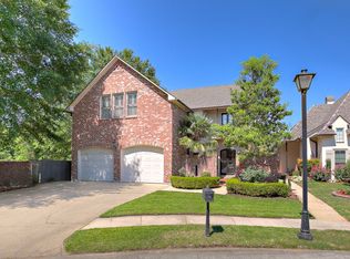 4646 Carondelet Dr, Baton Rouge, LA 70809