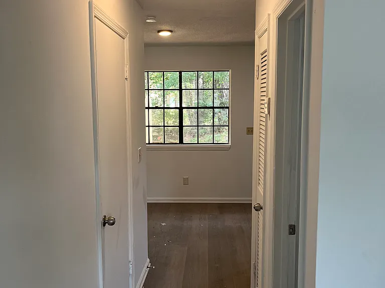 100 Timber Ln #A-B — Photo 6