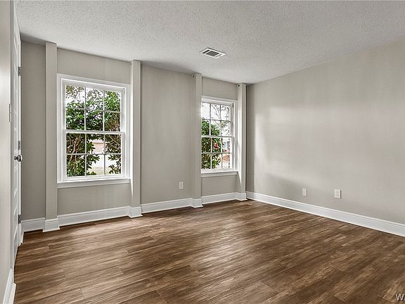 3rd image of 5257 2nd Ct E