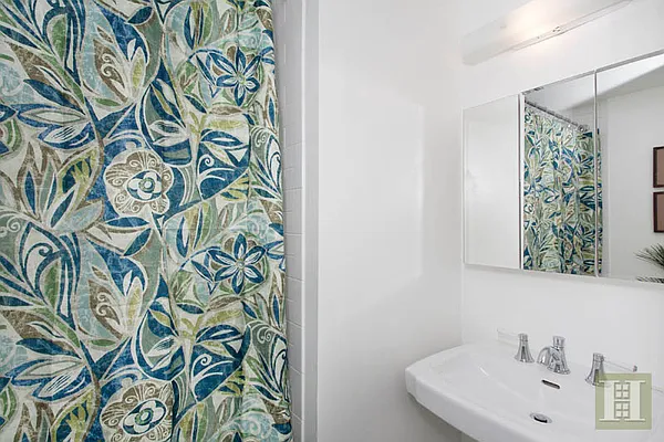 Sold by Halstead Real Estate | media 5