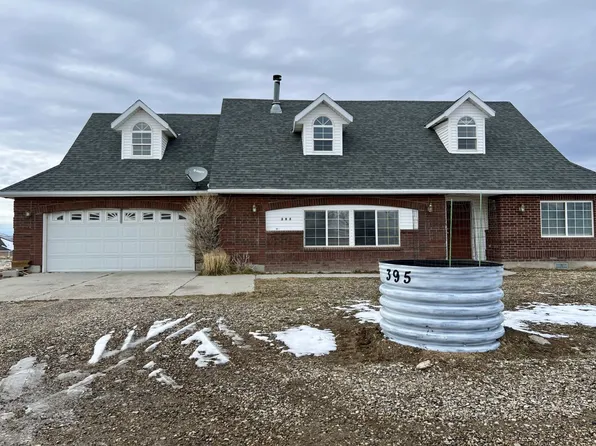 395 Blakeland Dr, Spring Creek, NV 89815