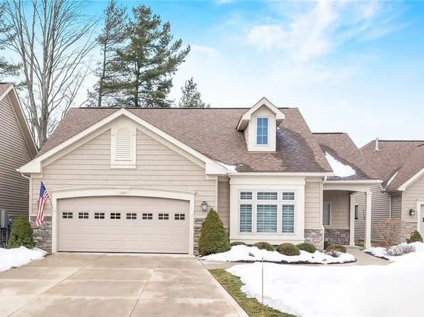 1880 Bradford Pointe Ln, Akron, OH 44313