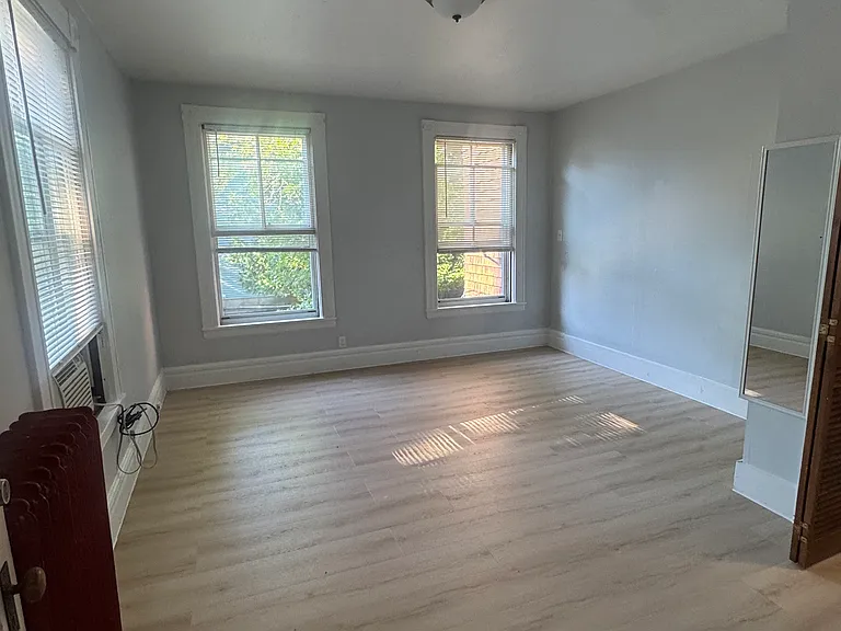 19 Florence St #10 — Photo 7