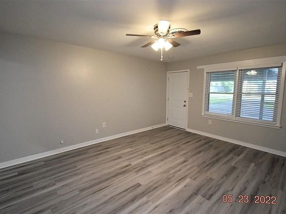 4th image of 509 David Ave