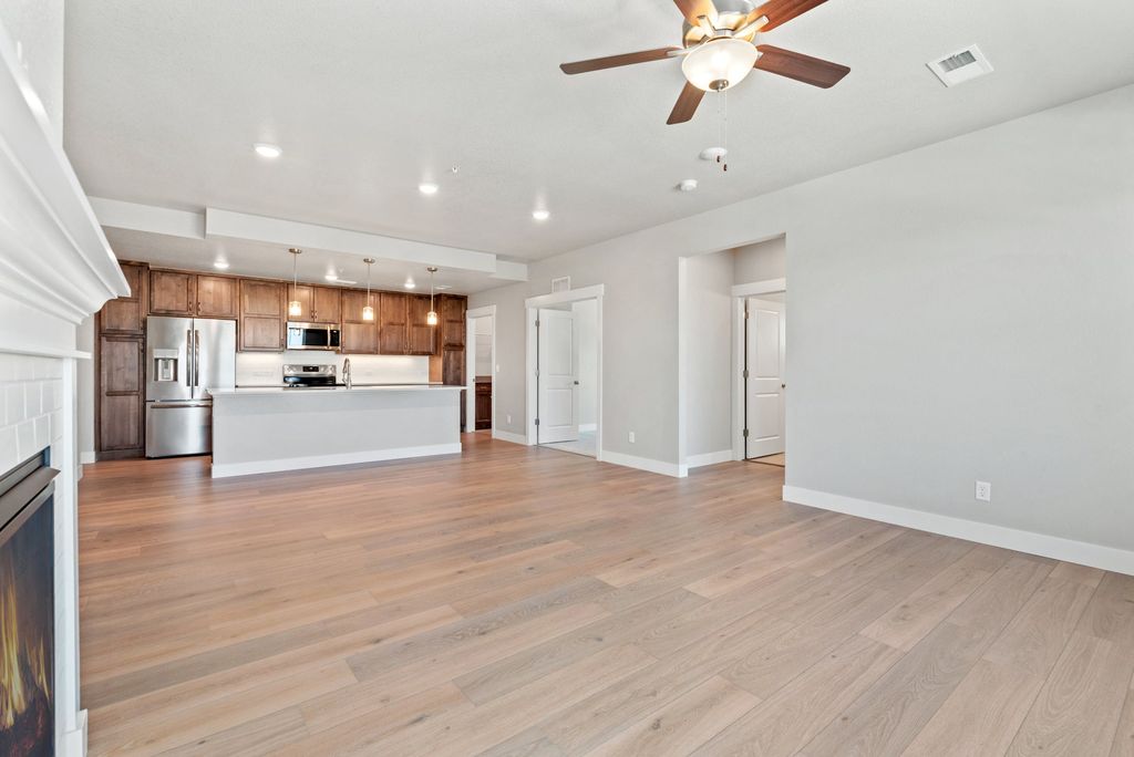3440 Hightower Trail Dr #202