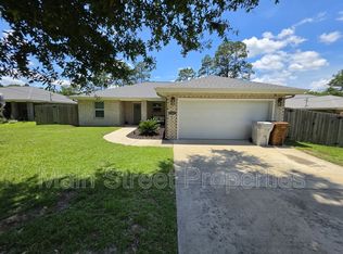 5565 Riviera Dr, Milton, FL 32583