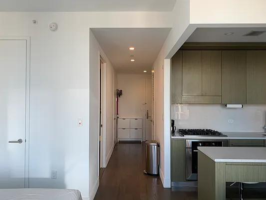 Rented by Compass | media 17