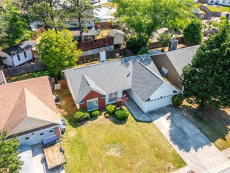 2110 Racquet Club Cir — Photo 39