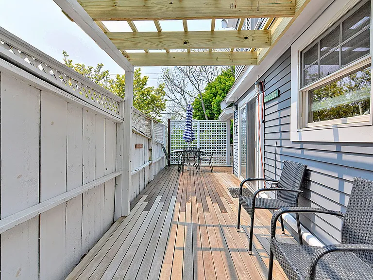 58 Eastern Point Rd — Photo 31