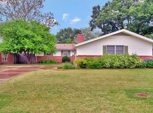911 N Murray Ave, Wichita, KS 67212