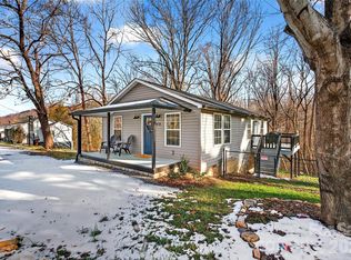 250 Seagle St, Marion, NC 28752