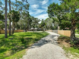 307 2nd Ave NW #0, Steinhatchee, FL 32359