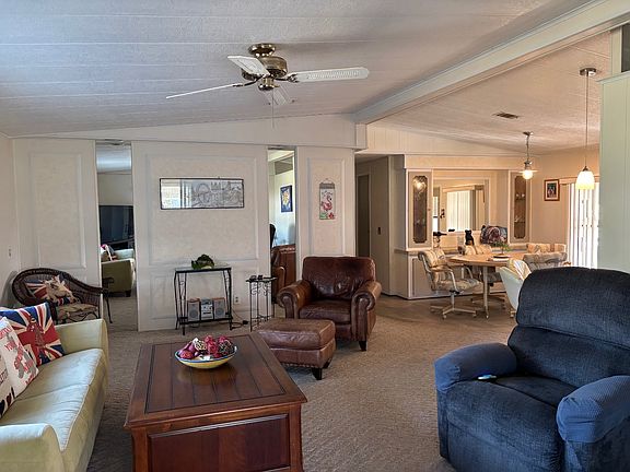 3rd image of 1170 Lake Dr