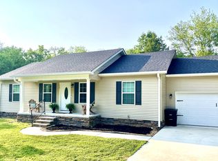 113 Grosch Ln, Tullahoma, TN 37388