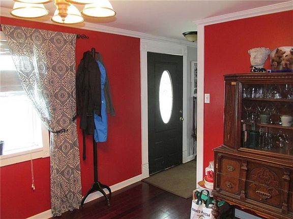 5th image of 706 Oakland Ave