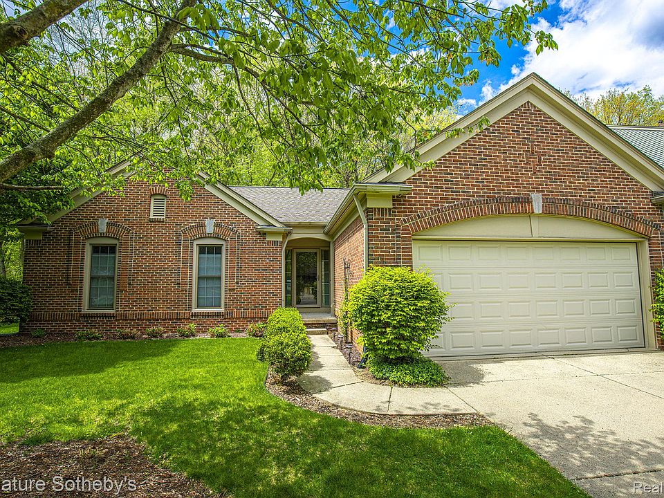 1st image of 2668 Aubrey Dr