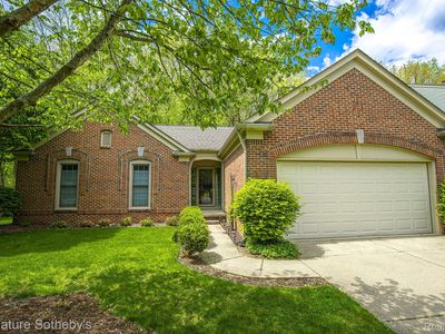 2668 Aubrey Dr, Lake Orion, MI, 48360