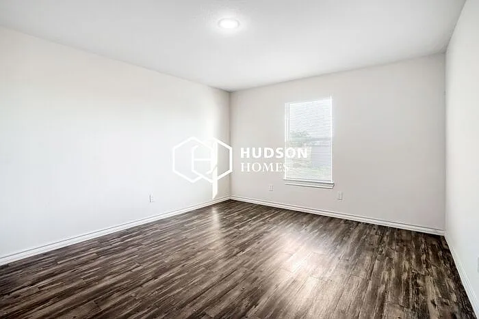 2633 E Cornell St — Photo 9