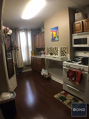 Rented by Bond New York | media 17