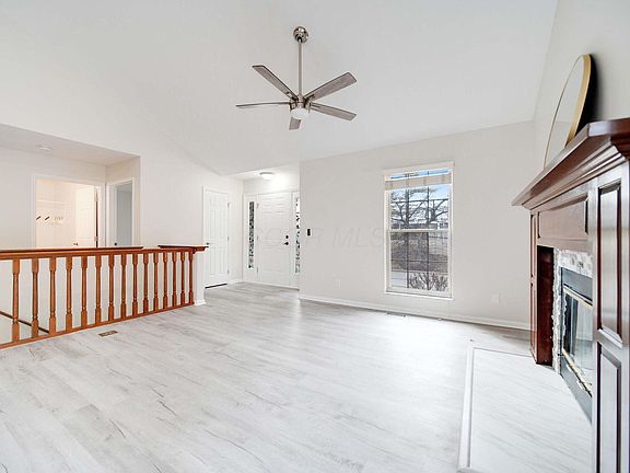 4th image of 3678 Lakestone Cir