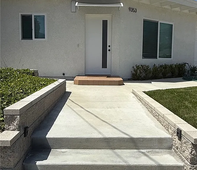 9353 Crystal View Dr — Photo 7