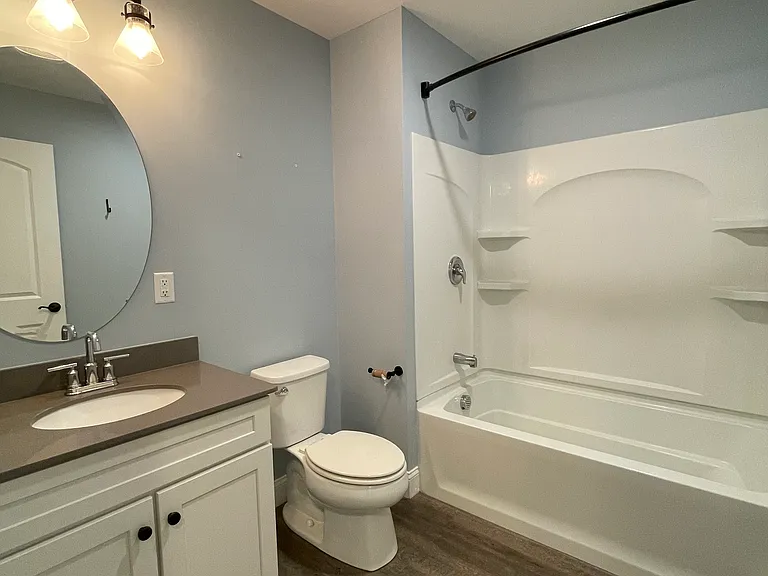 30 Brook St #5 — Photo 11