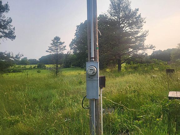 5th image of 549 Hibarger Rd