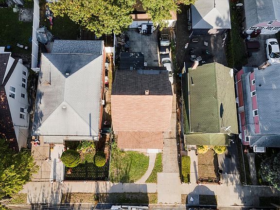 5th image of 11409 166th St