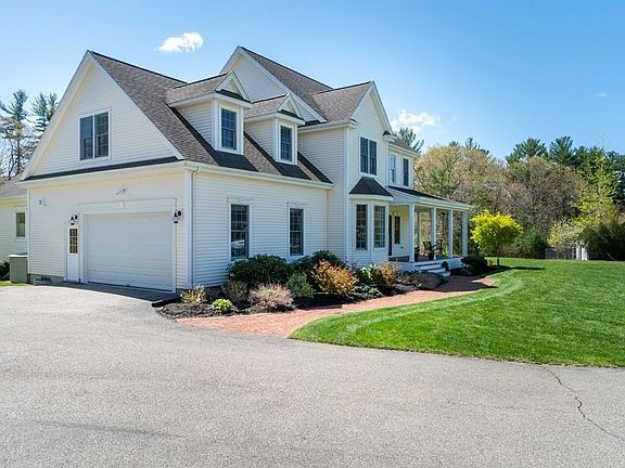 2nd image of 31 Laurelwood Dr