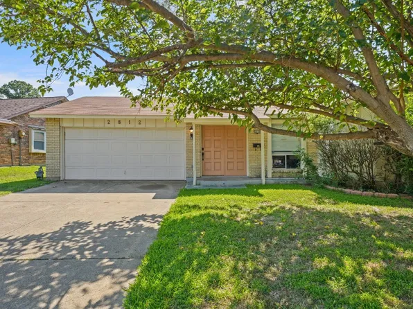 2812 Cantrell St, Irving, TX 75062