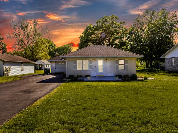 25122 S Sage St, Channahon, IL 60410