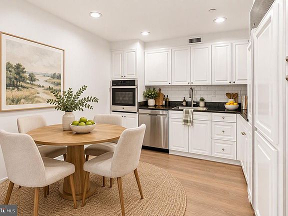 3rd image of 211 S 4th St APT 104