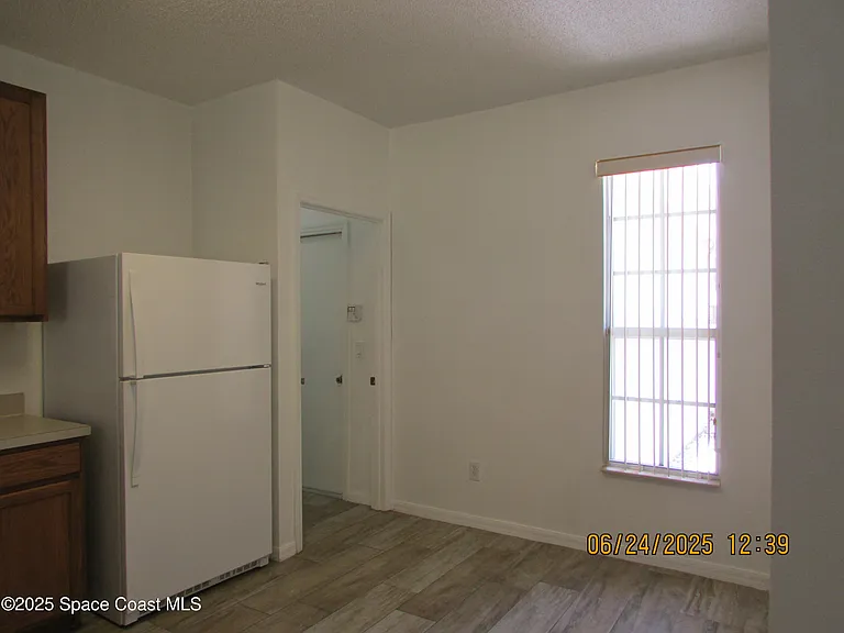 4192 Collinwood Dr — Photo 33
