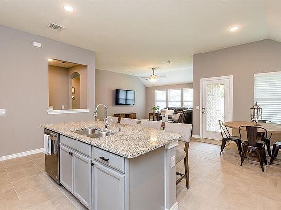 3rd image of 24927 Clearwater Willow Trce