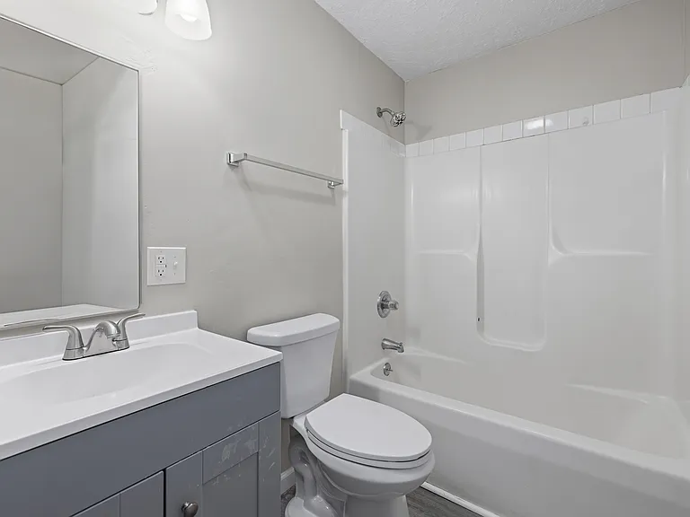 1064 Willowdale Rd #H — Photo 11