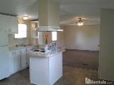 3rd image of 172 Redwood Ln