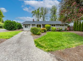 1386 Roundup Dr, Eugene, OR 97401