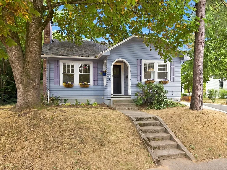 6521 SE 16th Ave — Photo 1