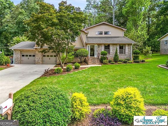 2nd image of 1239 Country Pine Dr