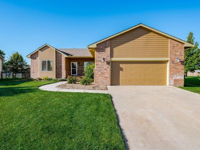 617 N Union Park Cir, Colwich, KS, 67030
