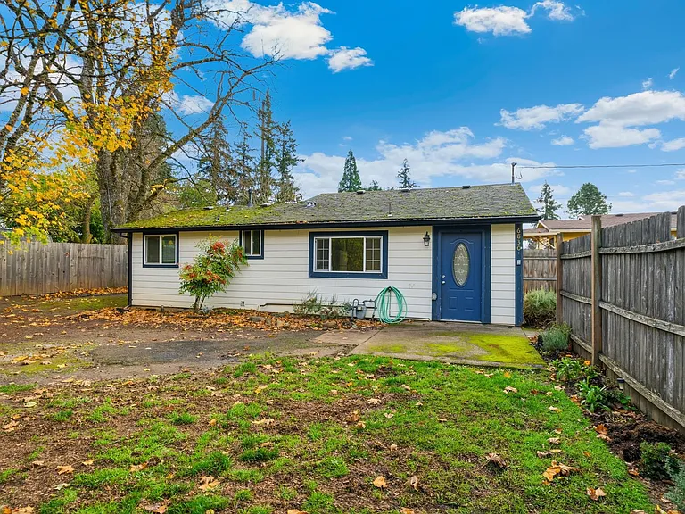 6830 SE 50th Ave — Photo 4