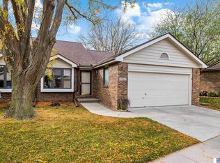 2545 S 60th St #22, Lincoln, NE 68506
